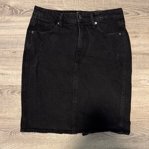 Old Navy Black Pencil Skirt
